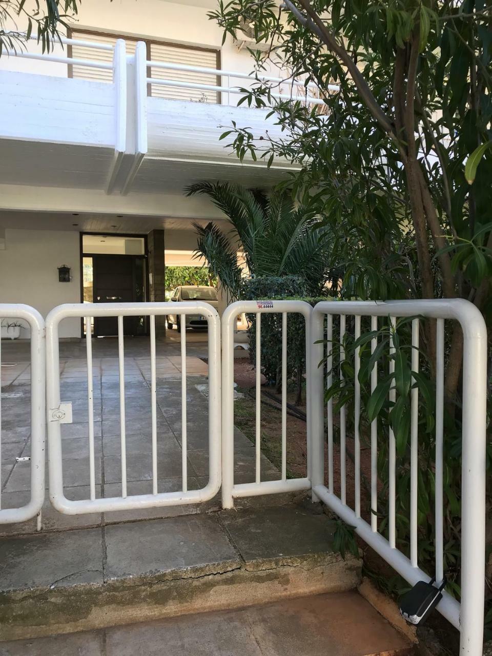 Kleio - Spacious Apartment In Glyfada Athen Eksteriør bilde